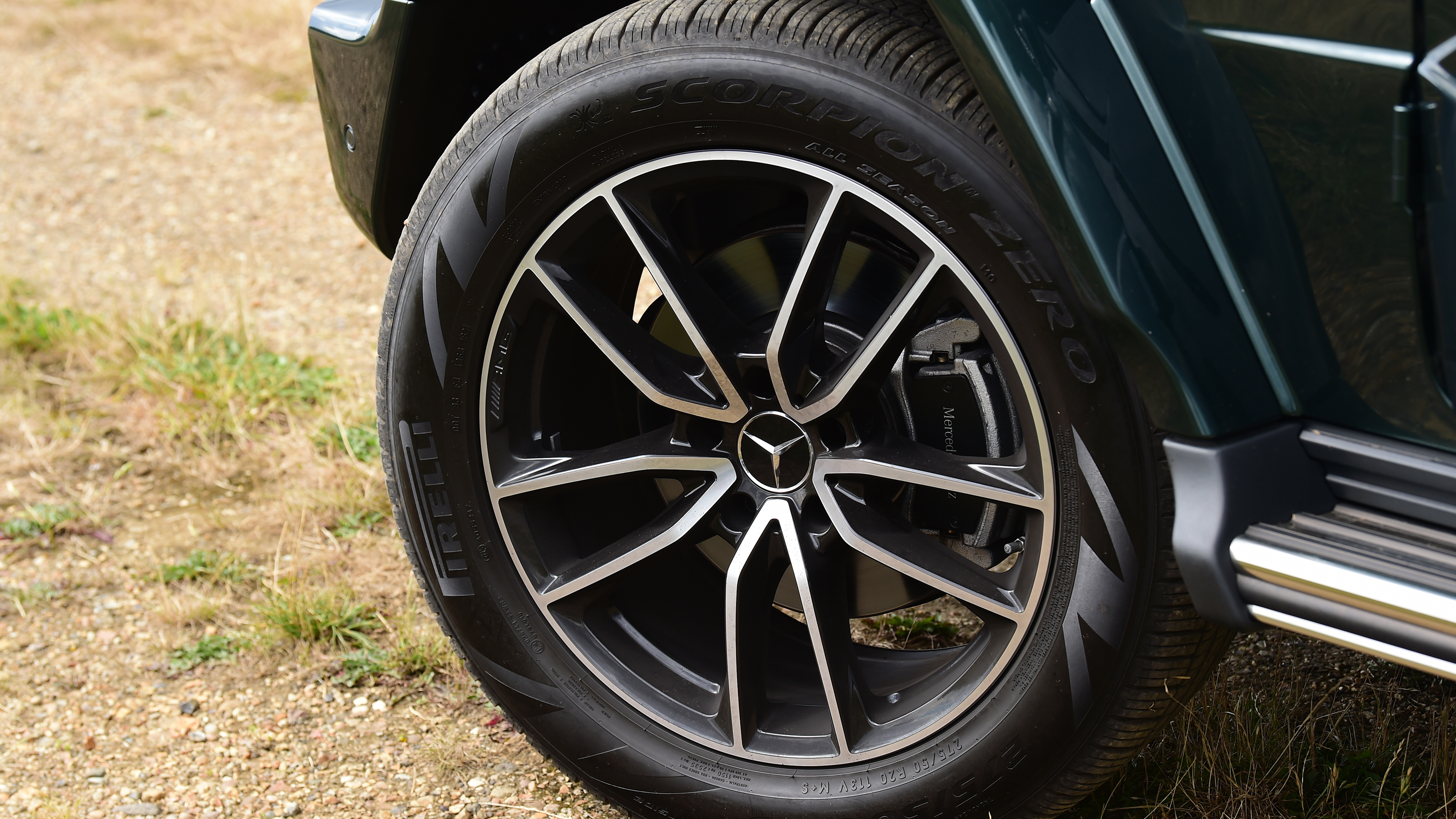 Mercedes G 400 d 2021 review 