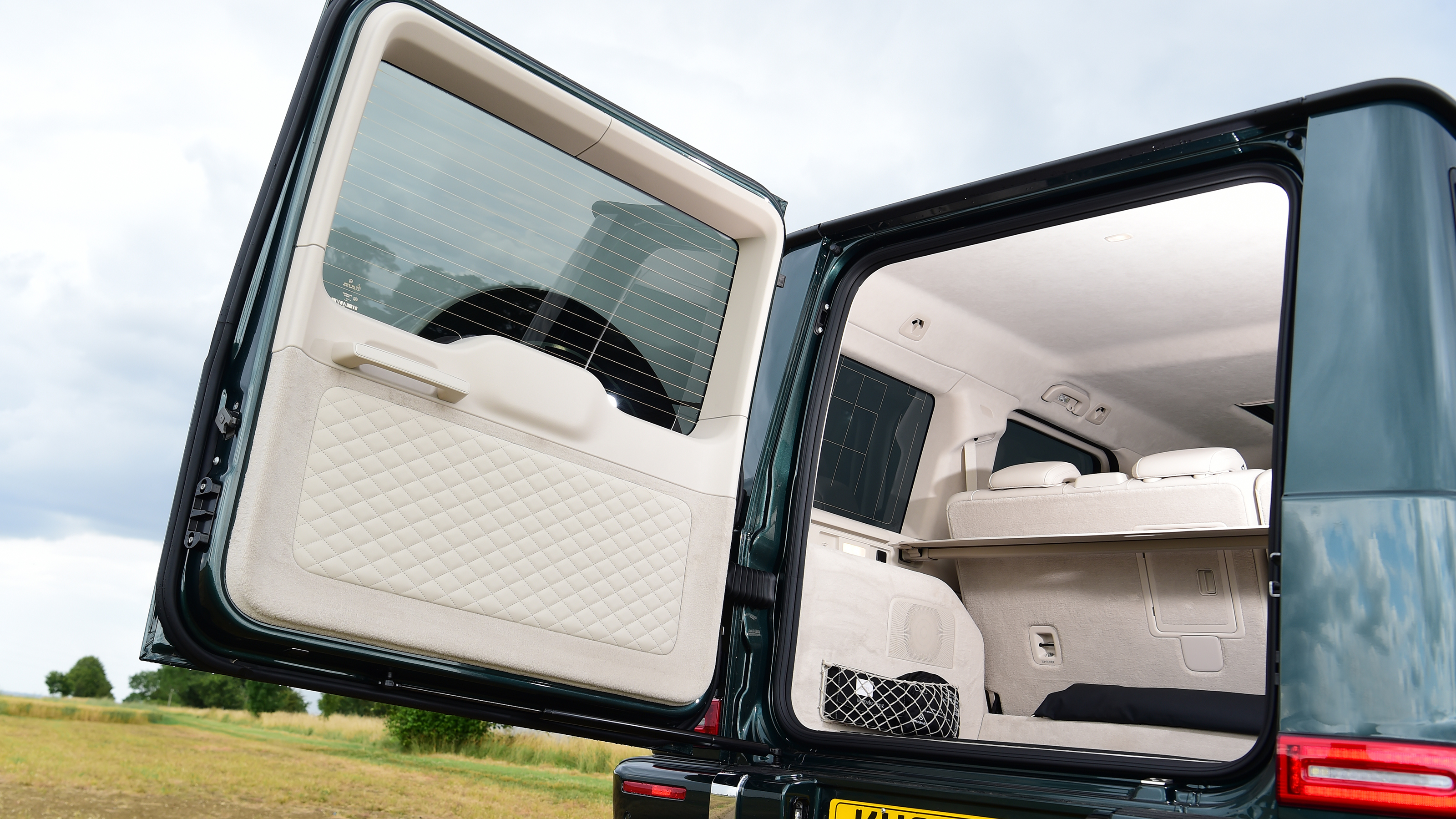 Mercedes G 400 d 2021 review 