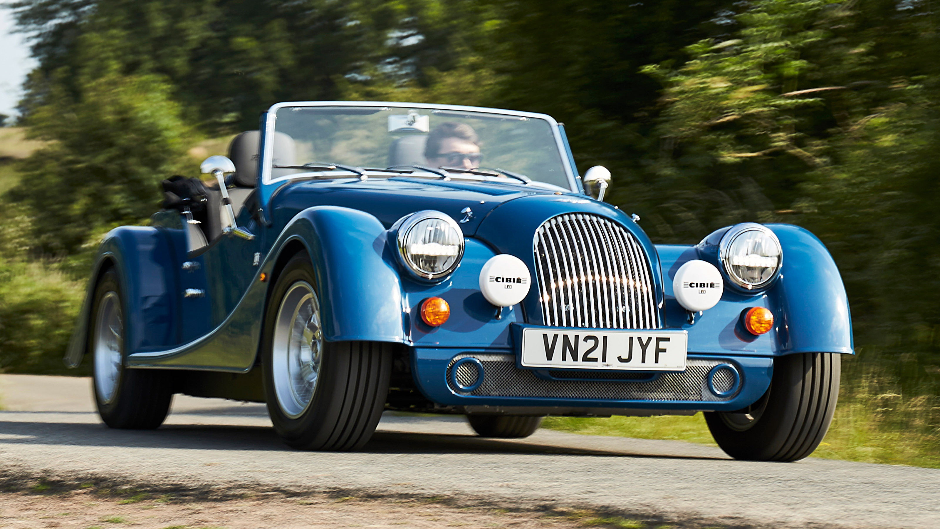 Morgan Plus Four - front cornering