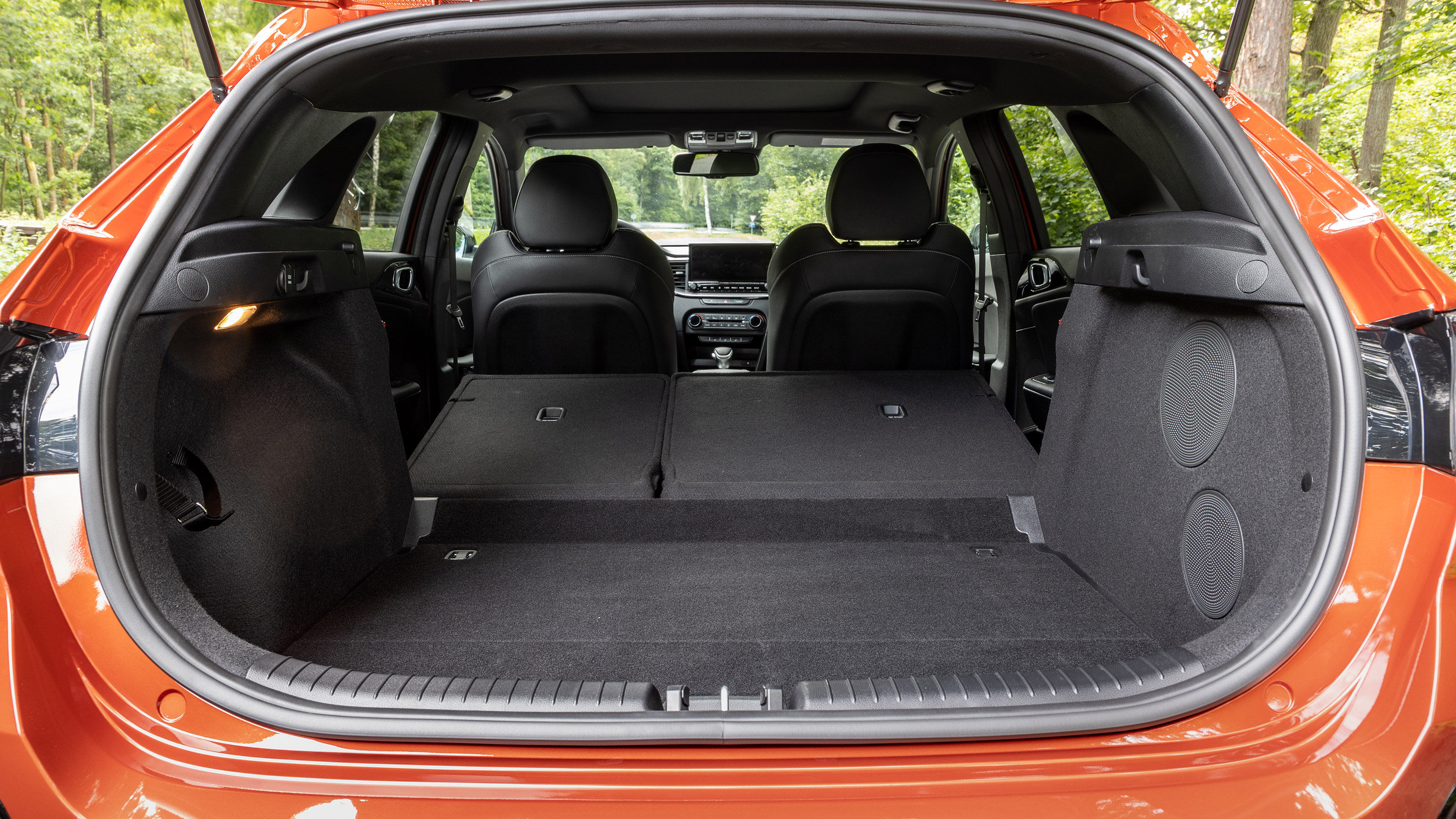 Kia Ceed - boot seats down