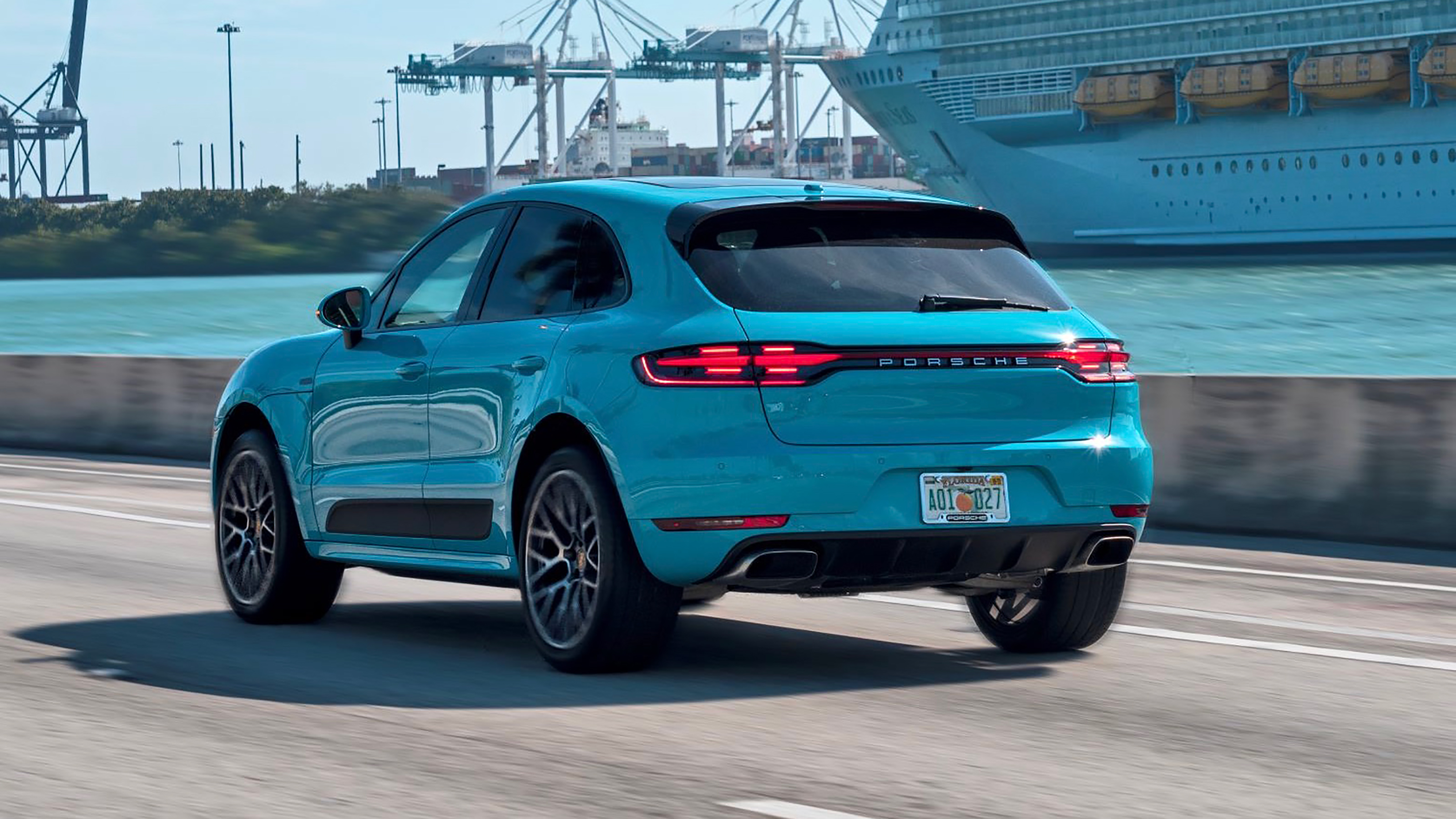 Porsche Macan 2.0 2021 - rear