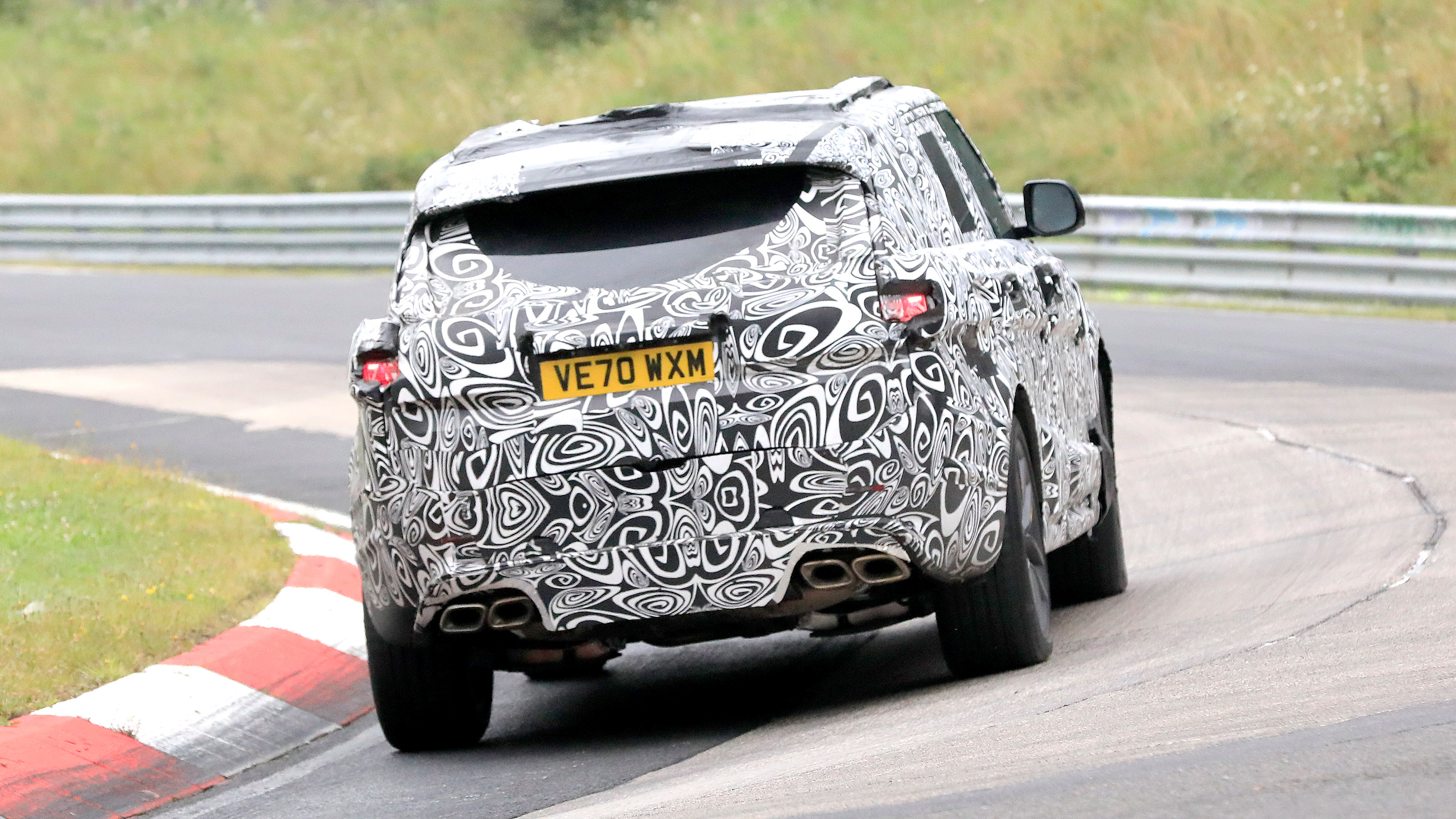 Range Rover SVR - spyshot 6
