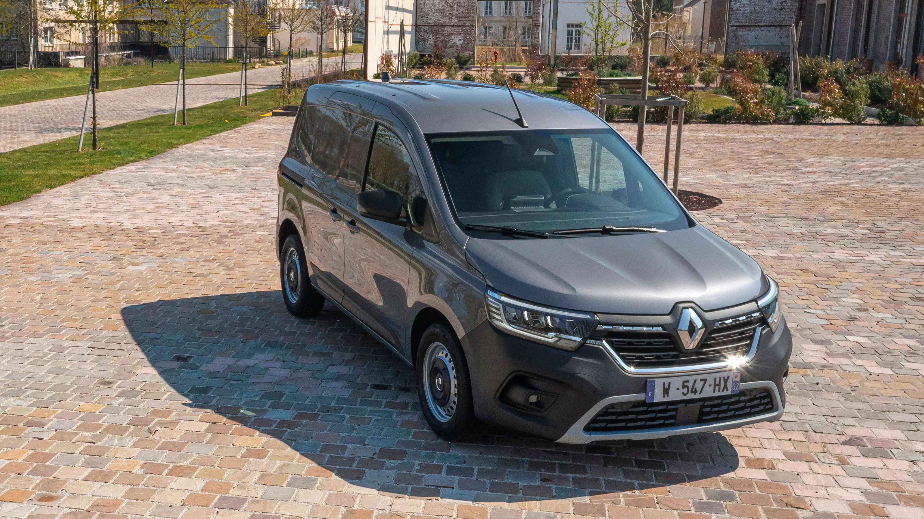 Renault Kangoo Van - front