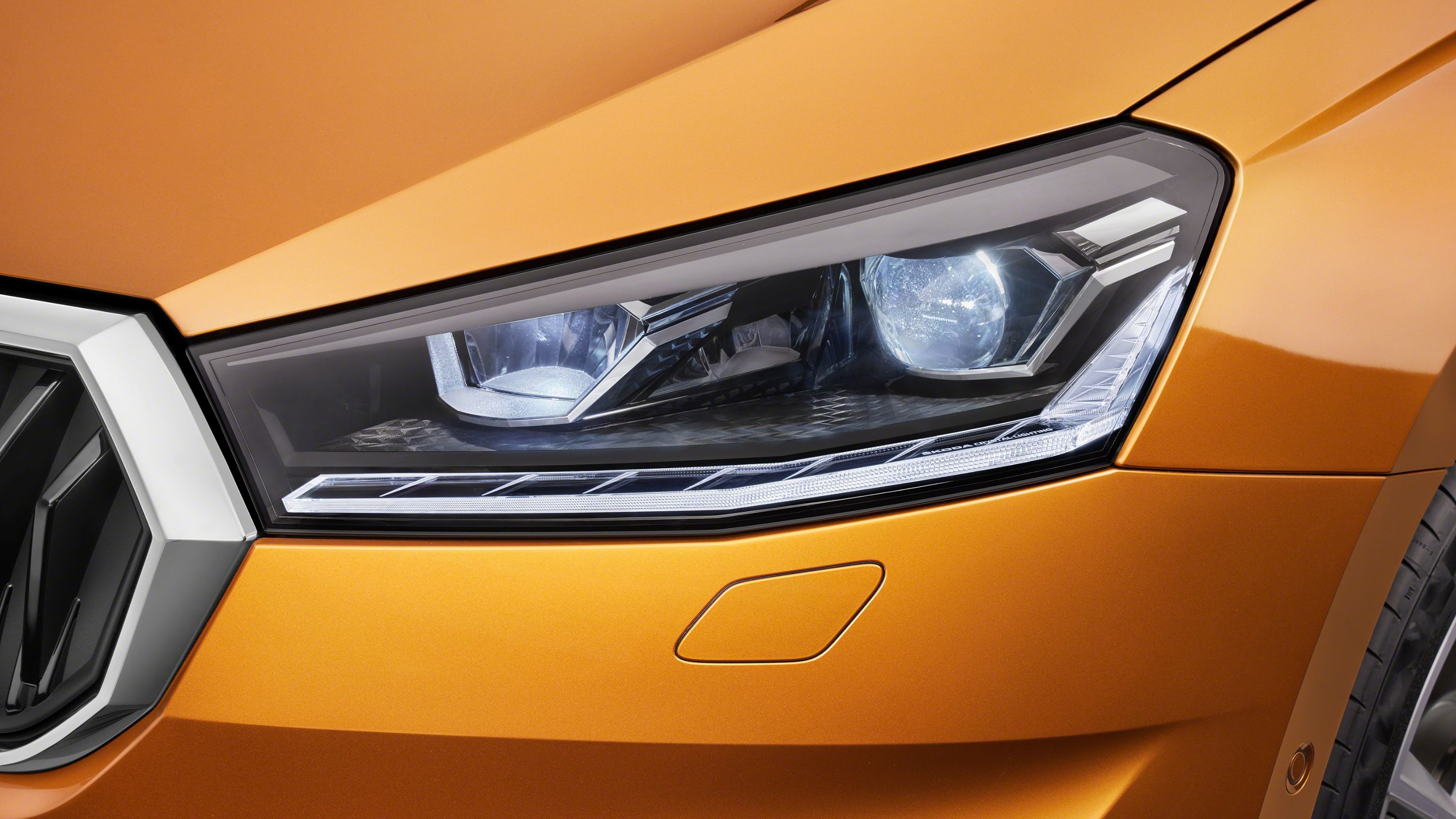 Skoda Fabia 2021 - headlight