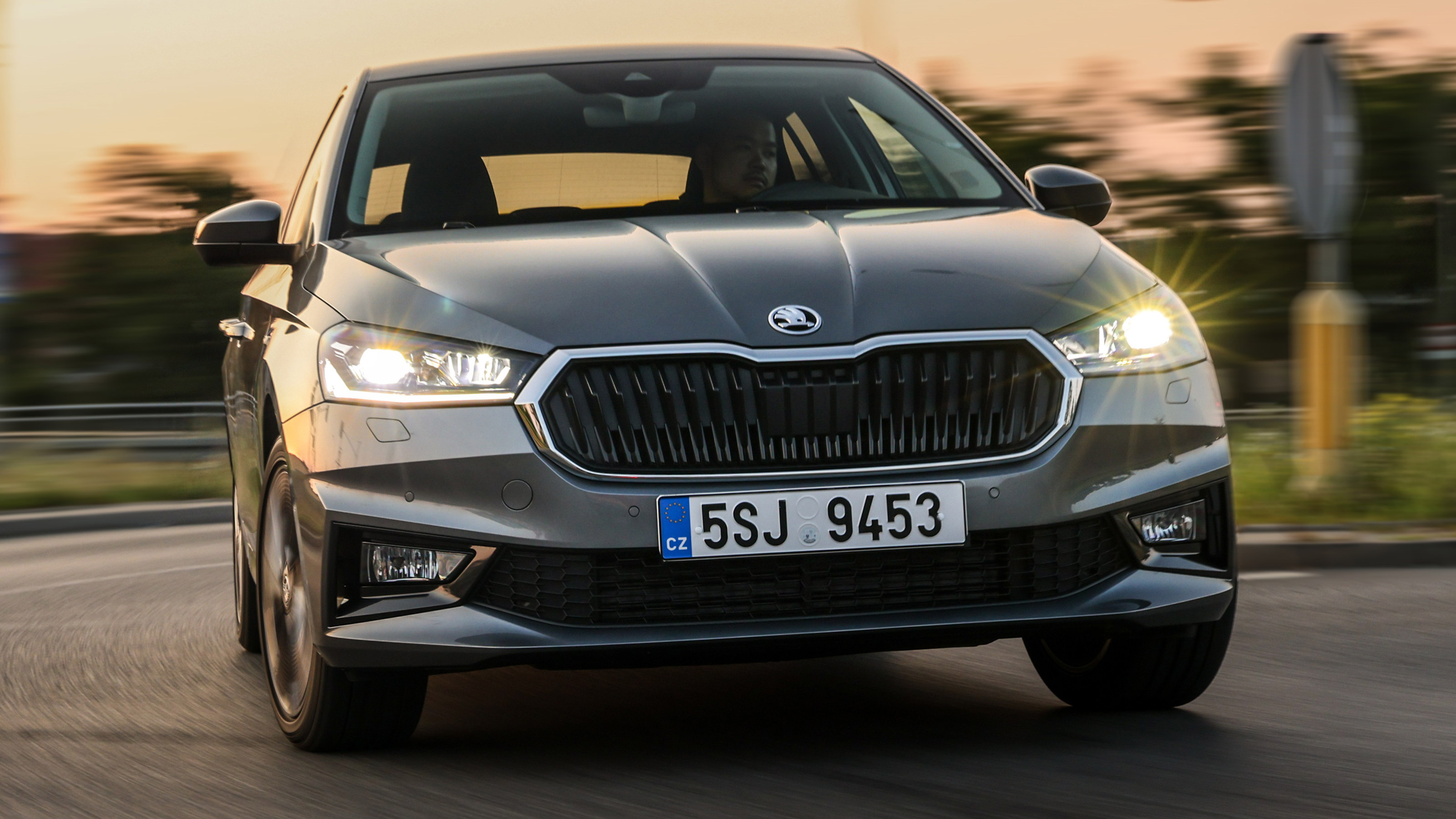 Skoda Fabia - front action
