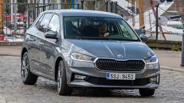Skoda Fabia - front cornering