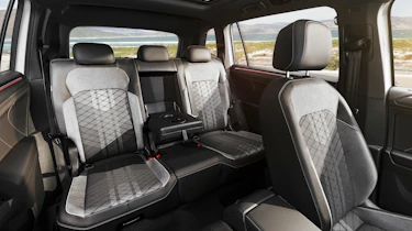 Volkswagen Tiguan Allspace - seats