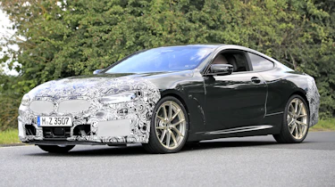 BMW 8 Series facelift - spyshot 2