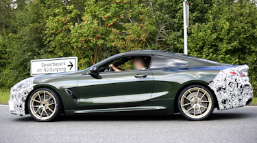 BMW 8 Series facelift - spyshot 4
