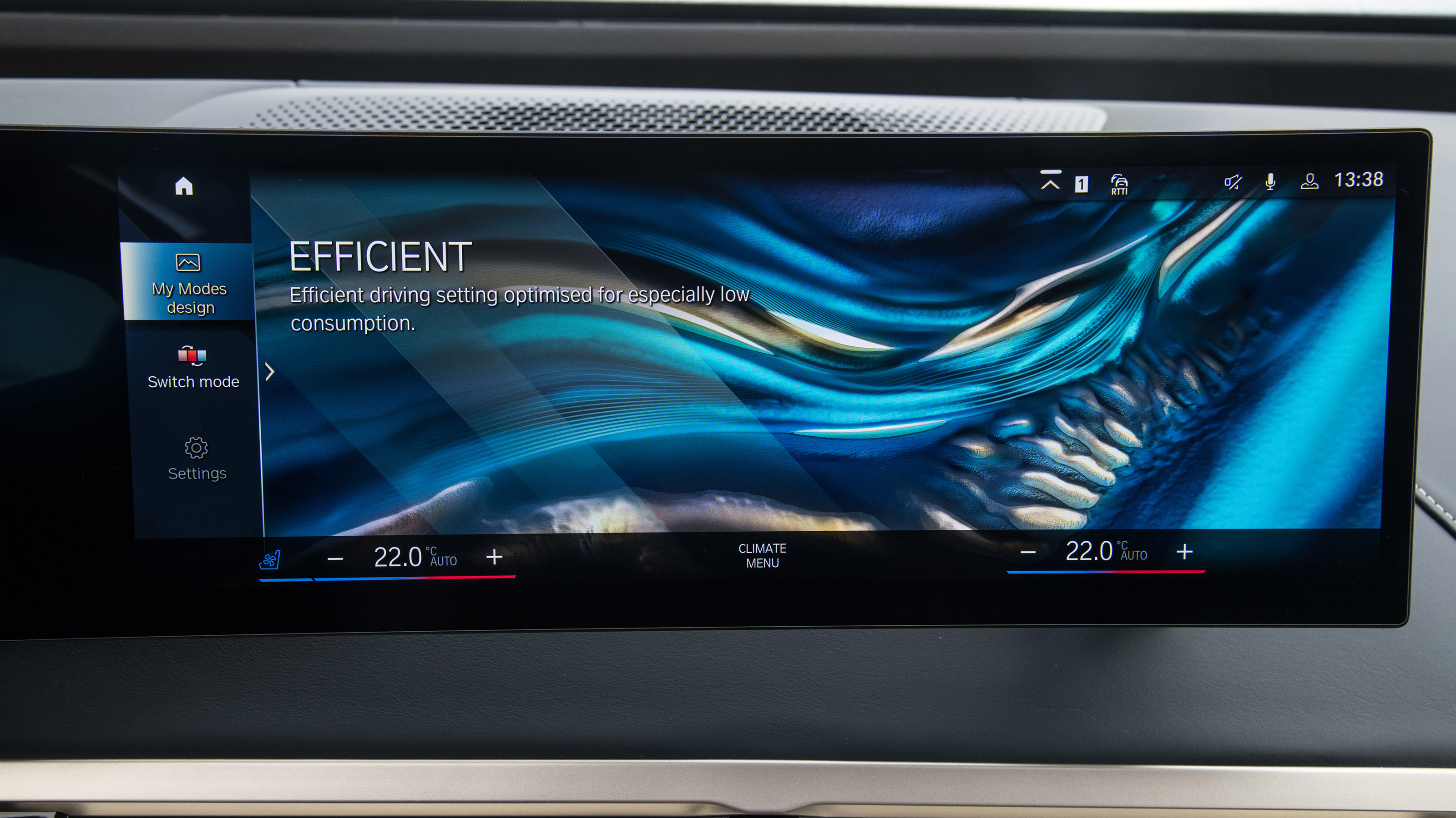 BMW iX - infotainment