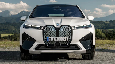 BMW iX - full front