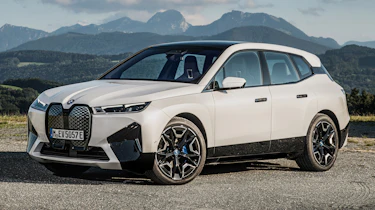 BMW iX - front static