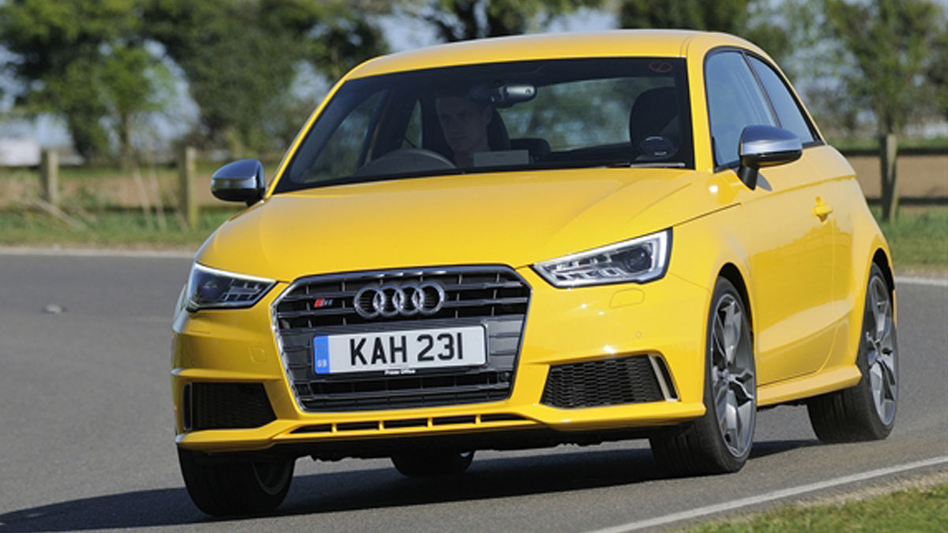 Audi S1