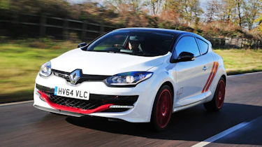 Best hot hatchbacks of the 2010s - Megane Trophy-R