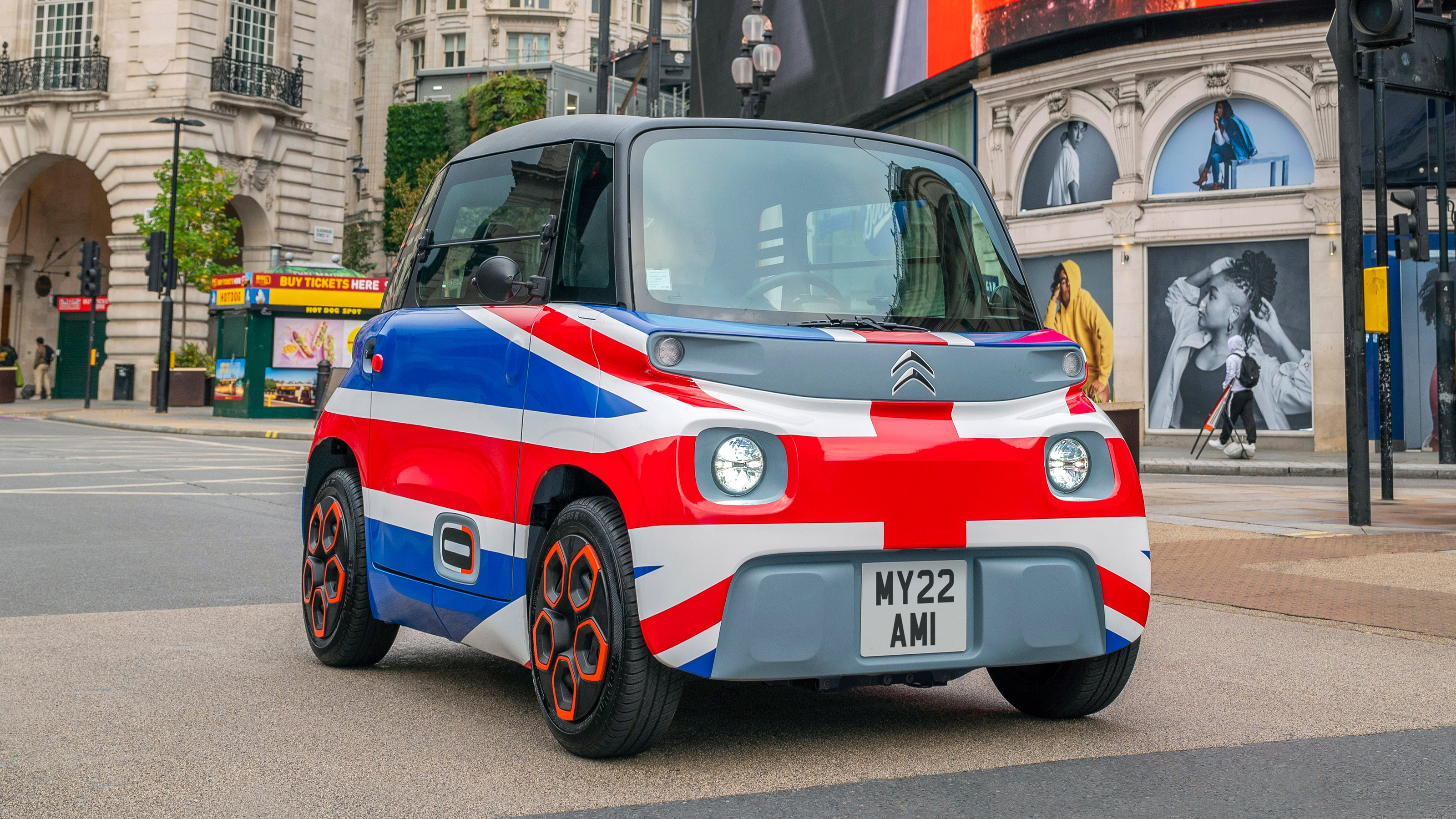 Citroen Ami UK - front action