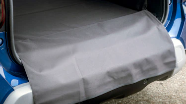 Dacia Duster Commercial - boot cover