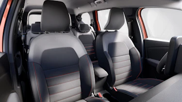 Dacia Jogger - front seats