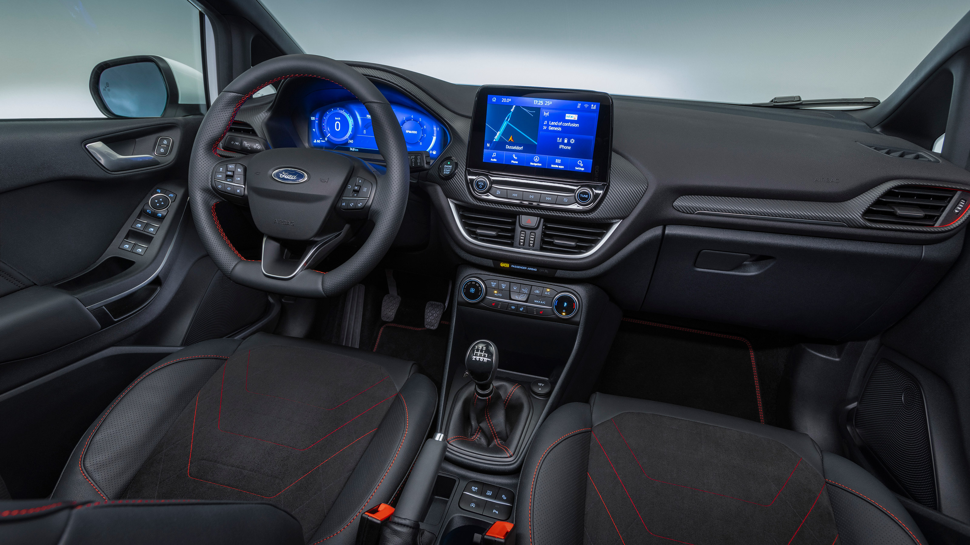 Ford Fiesta facelift - dash