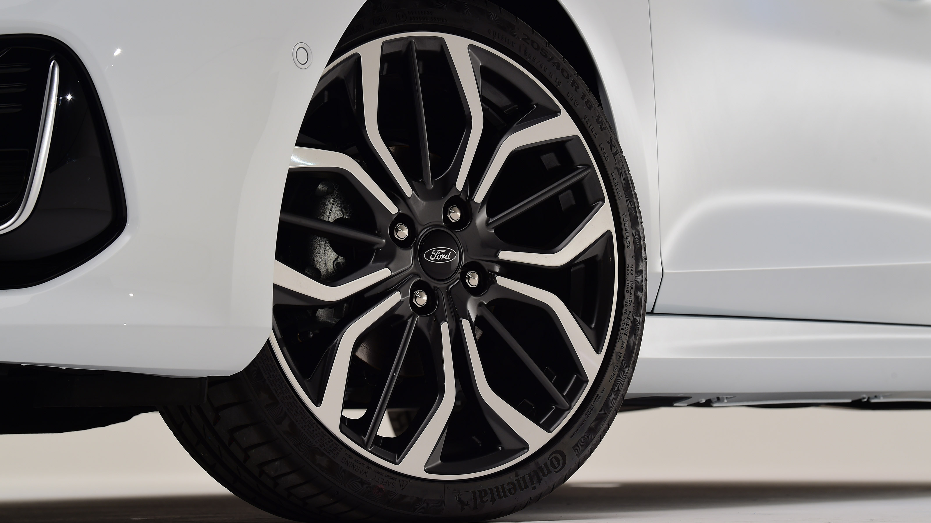 Ford Fiesta facelift - wheel