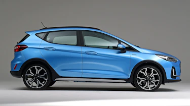 Ford Fiesta Active facelift - side