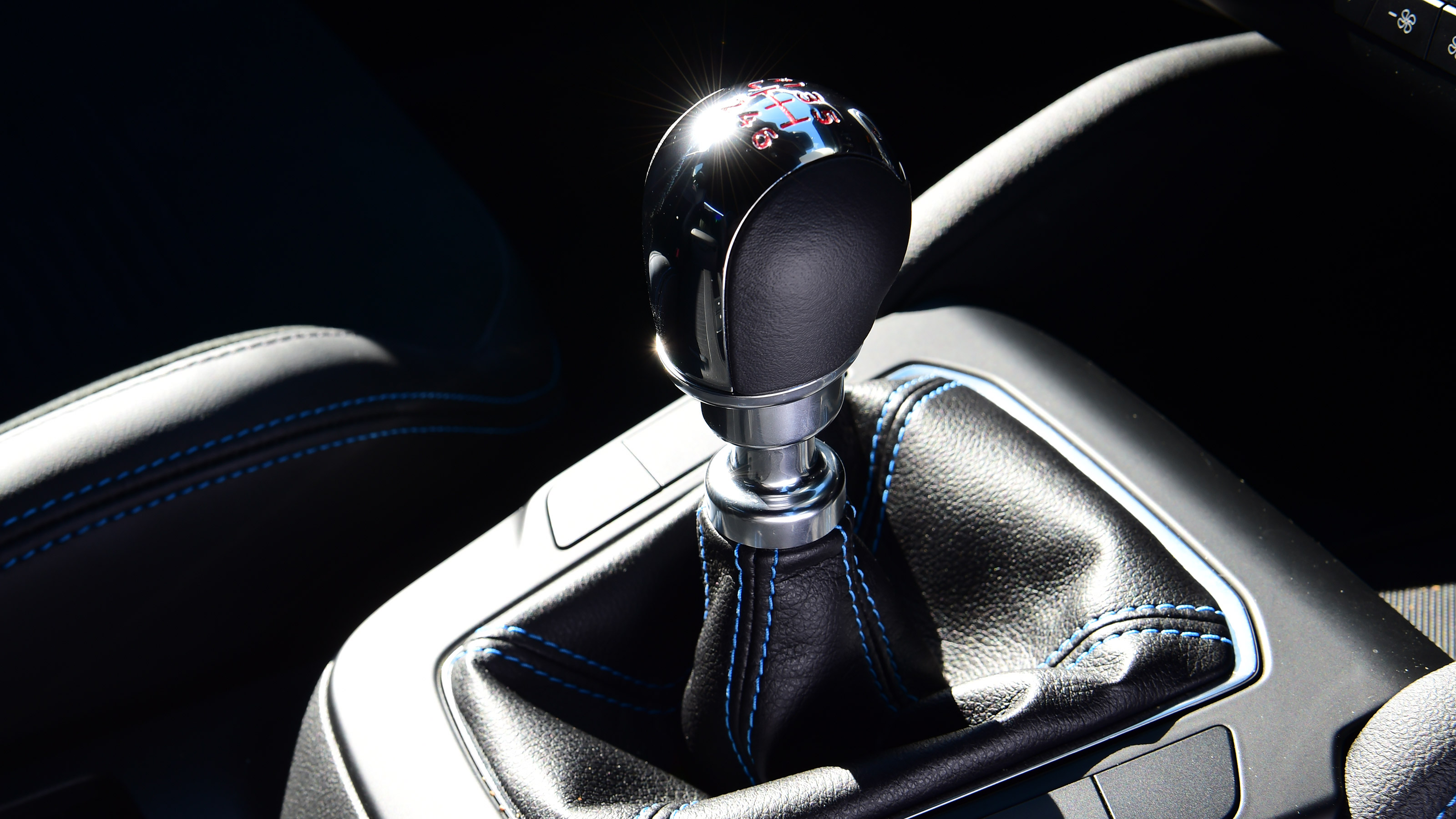 Ford Focus ST Edition - transmission