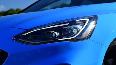 Ford Focus ST Edition - front light