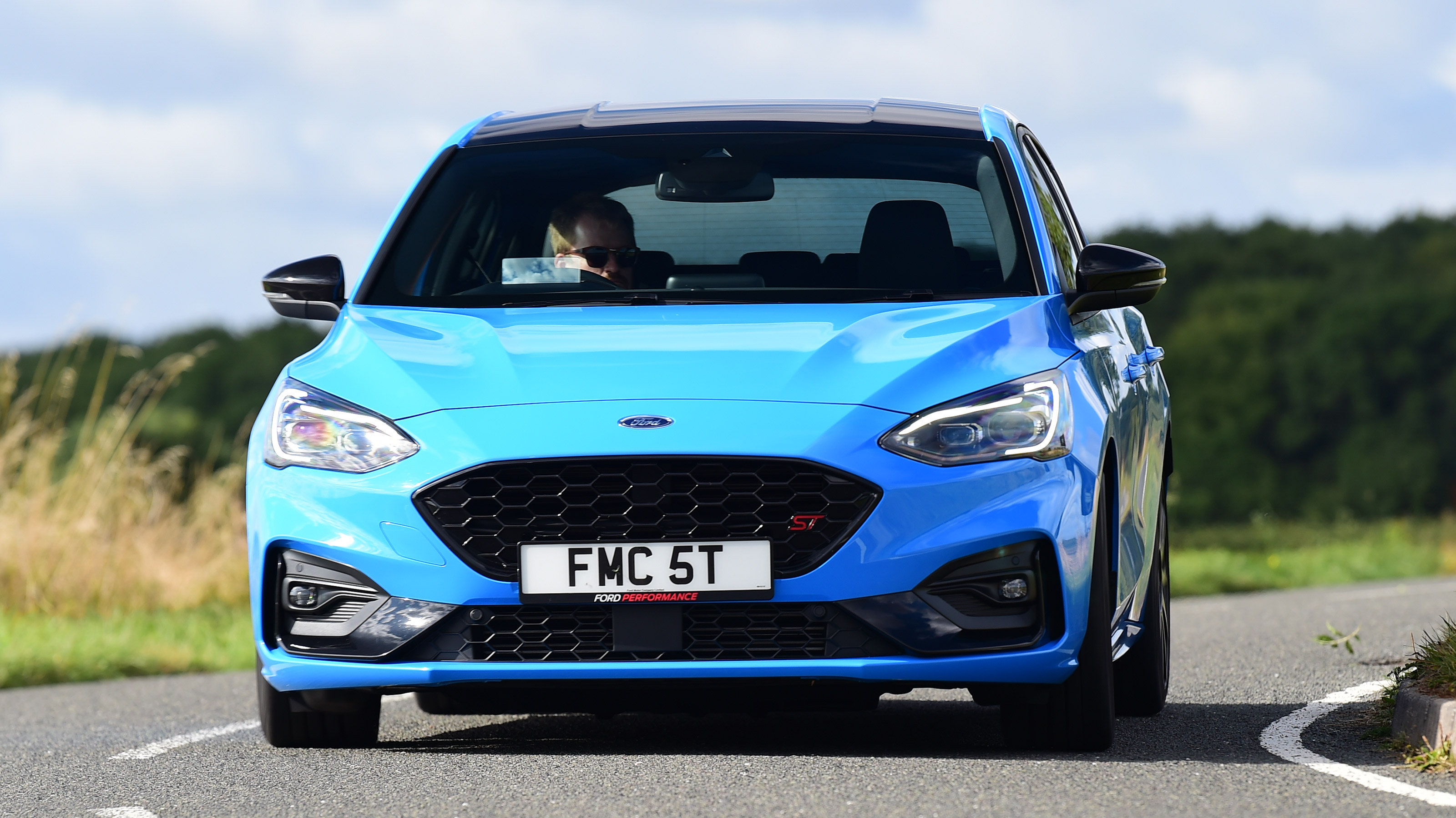 Ford Focus ST Edition - front action