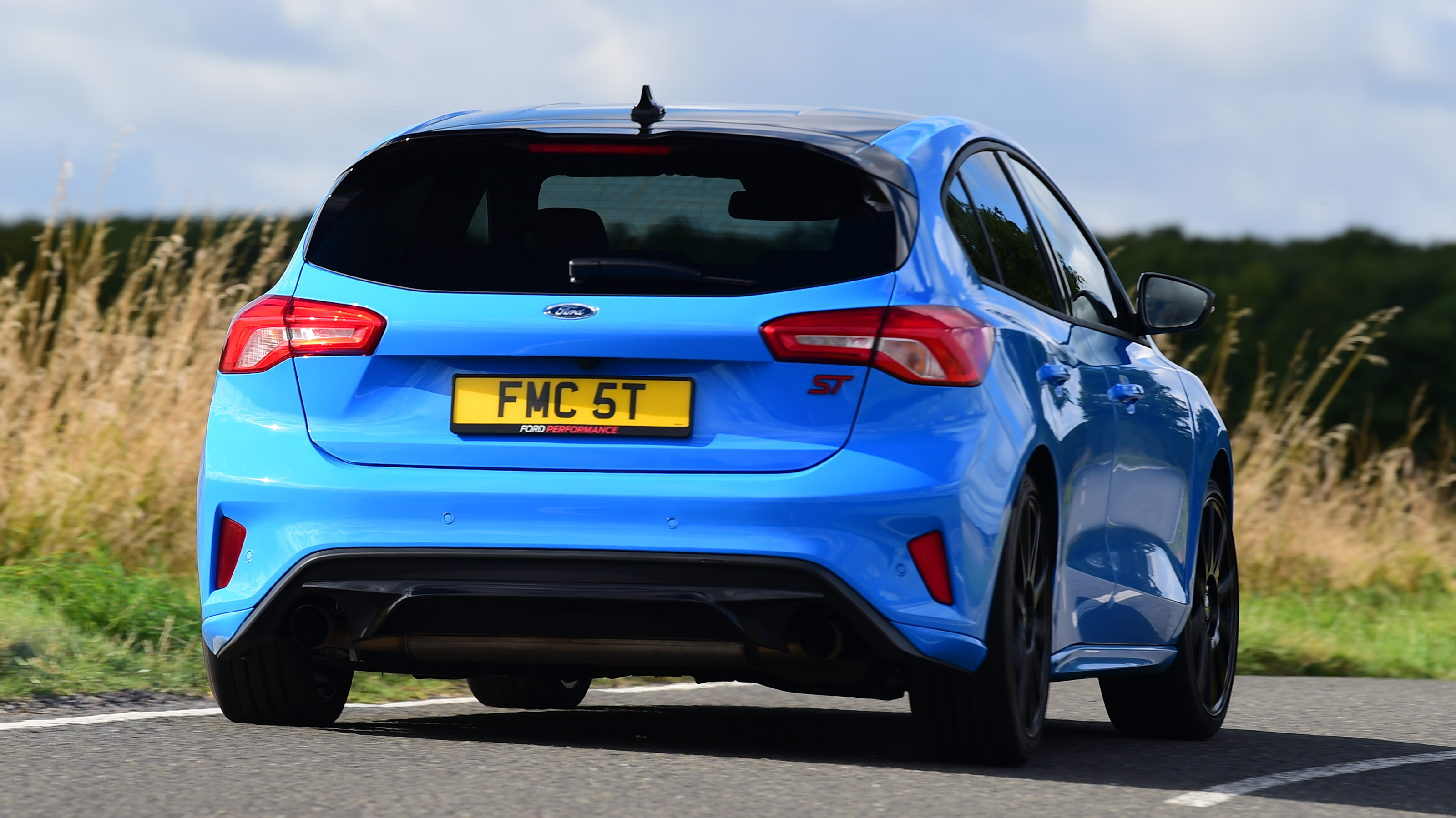 Ford Focus ST Edition - rear cornering