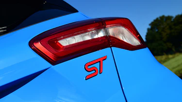 Ford Focus ST Edition - ST badge