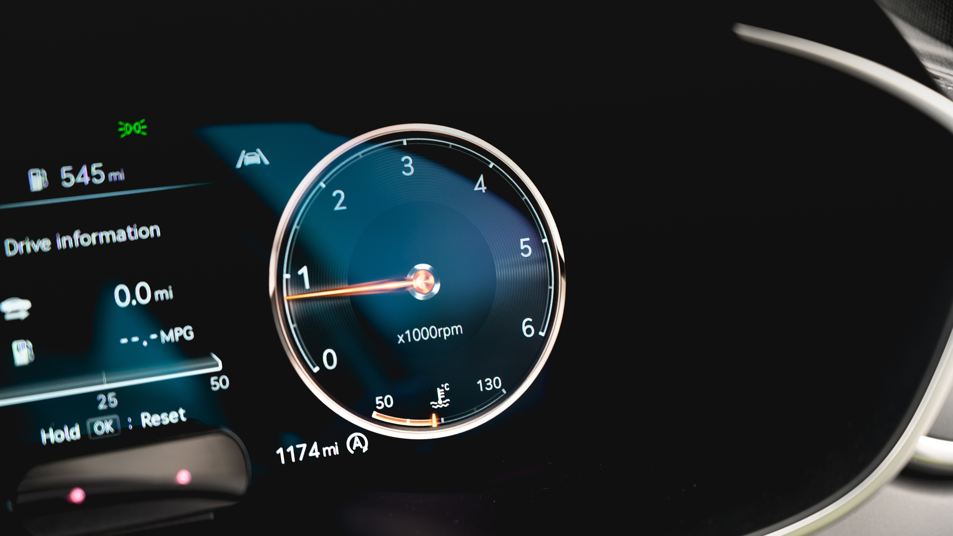 Genesis G70 - dash