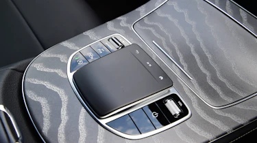 Mercedes E-Class - control