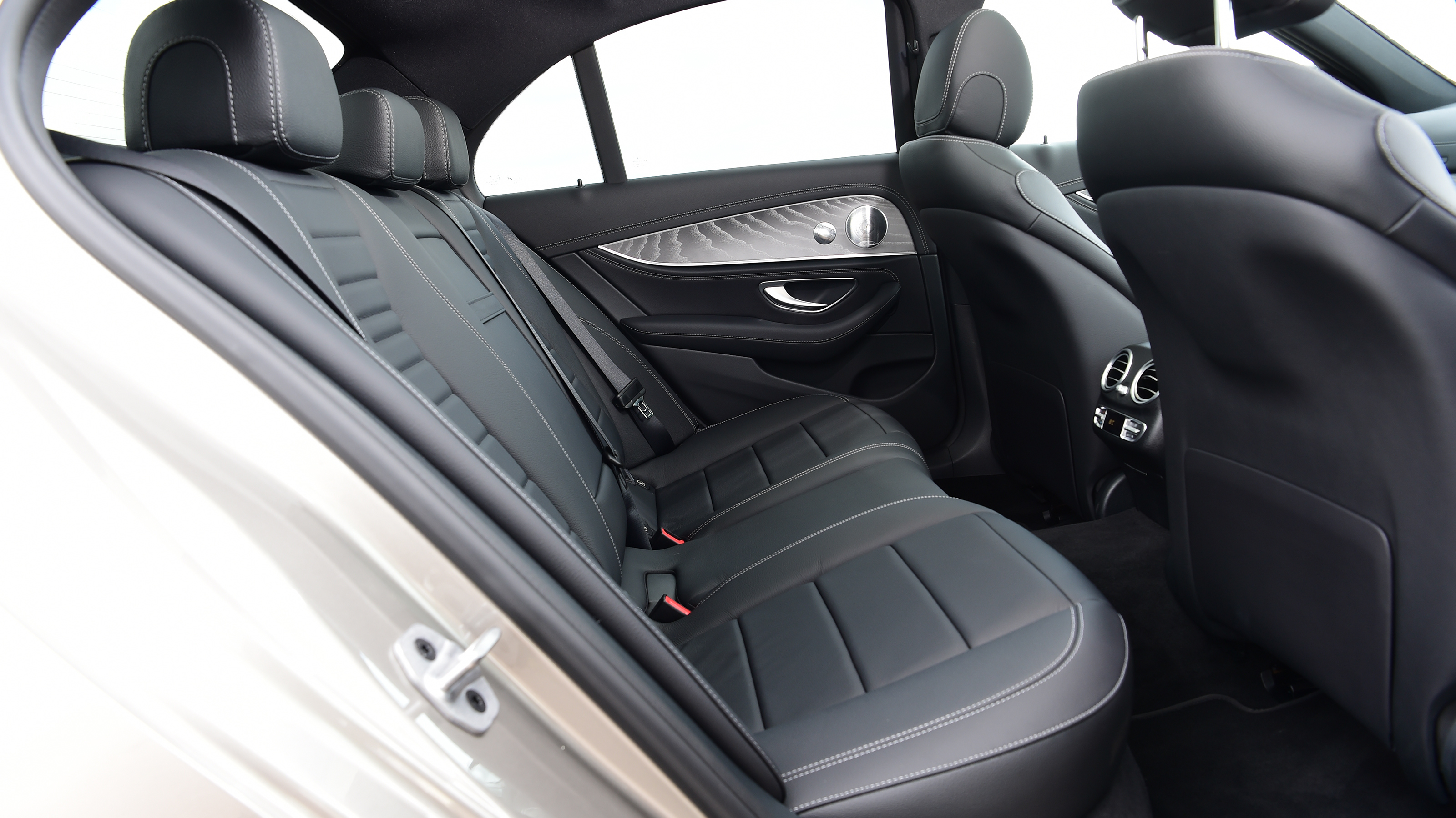 Mercedes E-Class - rear