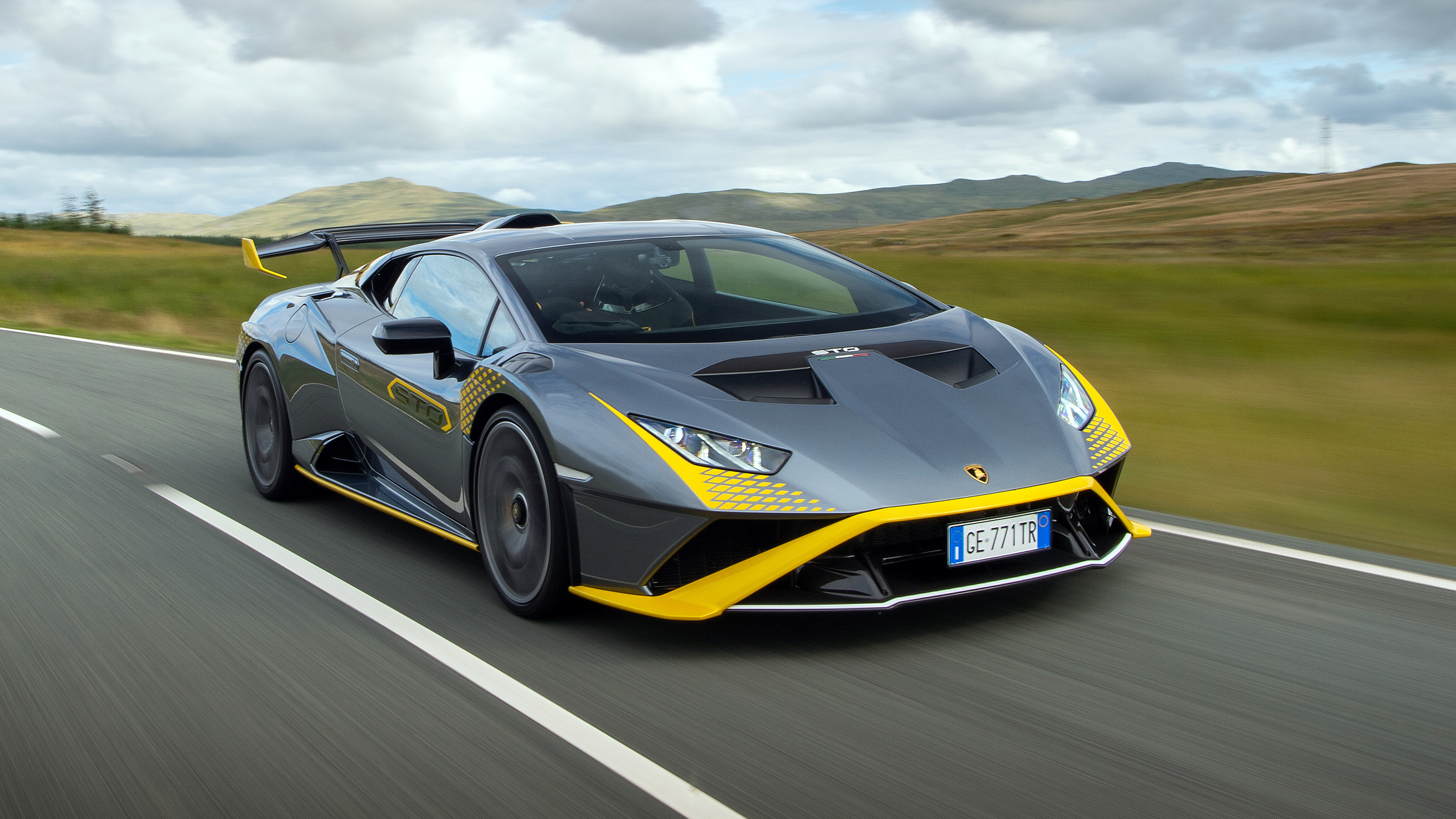New Lamborghini Huracan STO - front