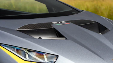 New Lamborghini Huracan STO - bonnet