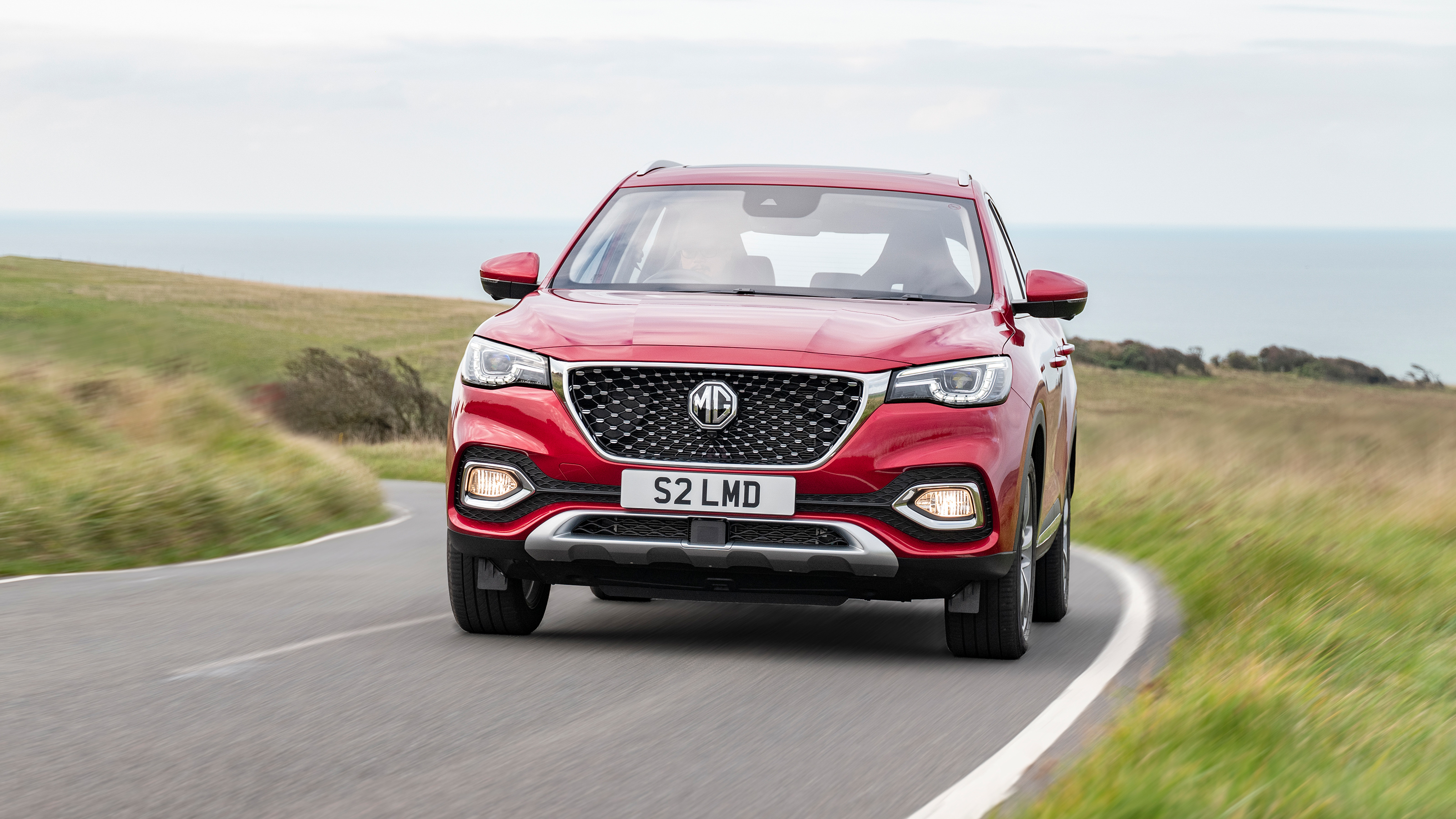 MG HS PHEV - front