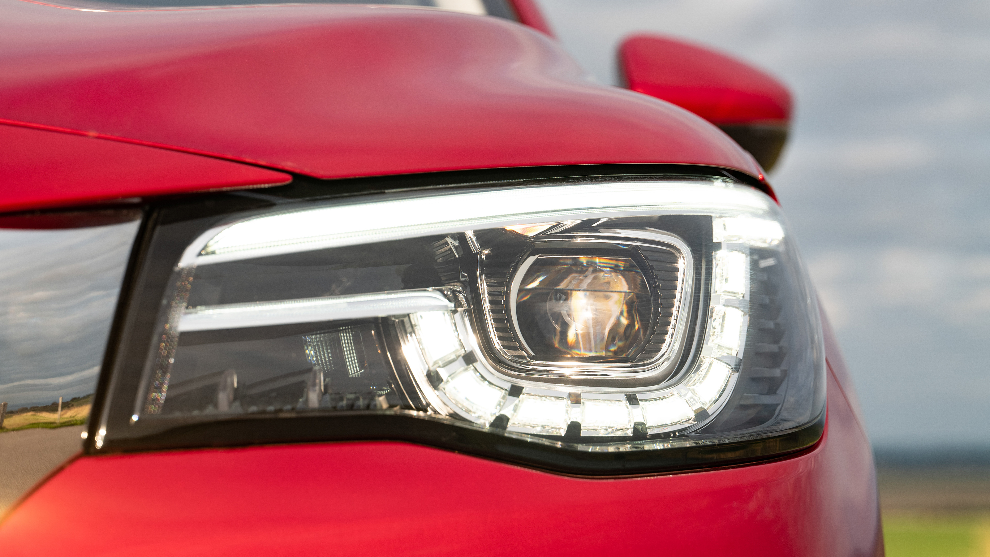 MG HS PHEV - headlight