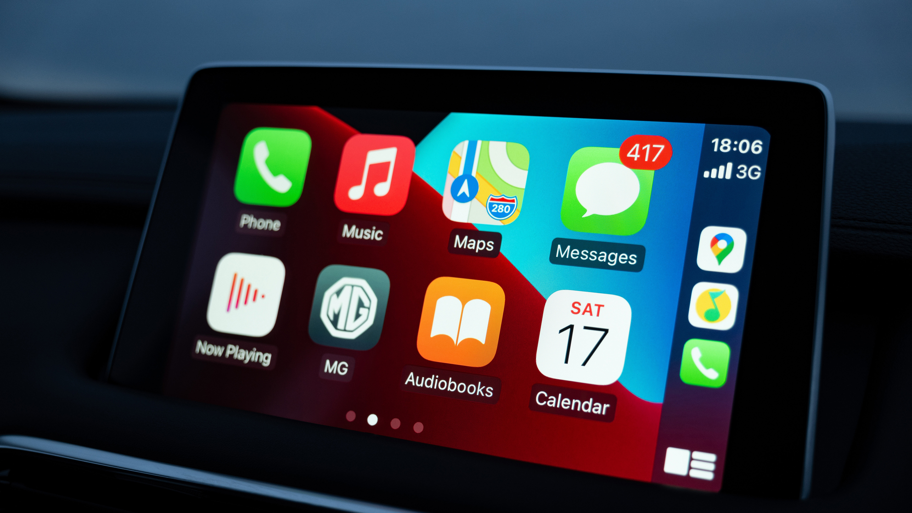 MG HS PHEV - screen