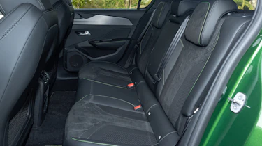 Peugeot 308 - rear seats