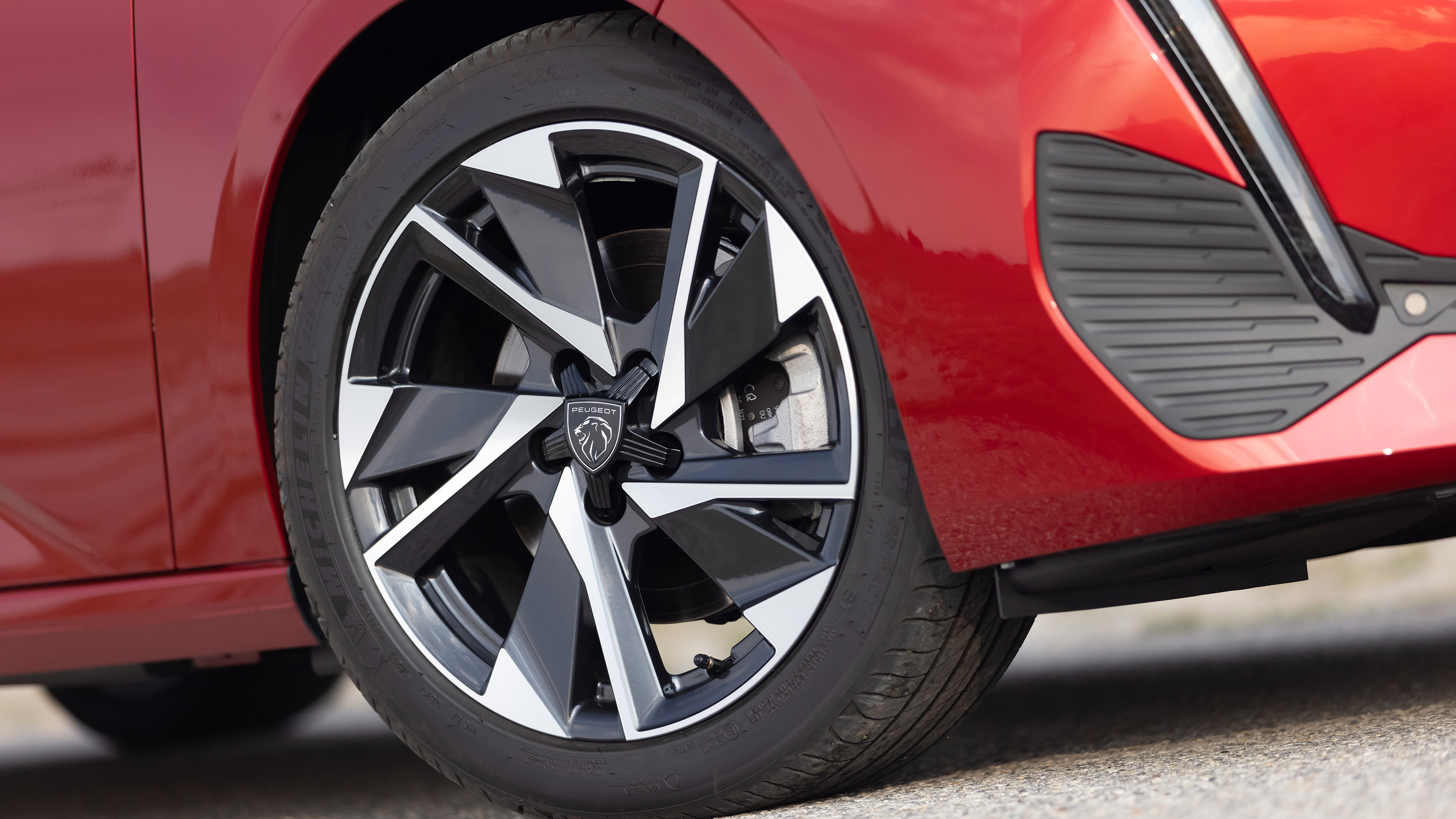 Peugeot 308 SW - wheel