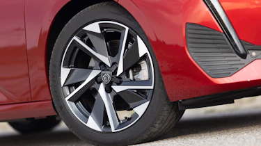 Peugeot 308 SW - wheel