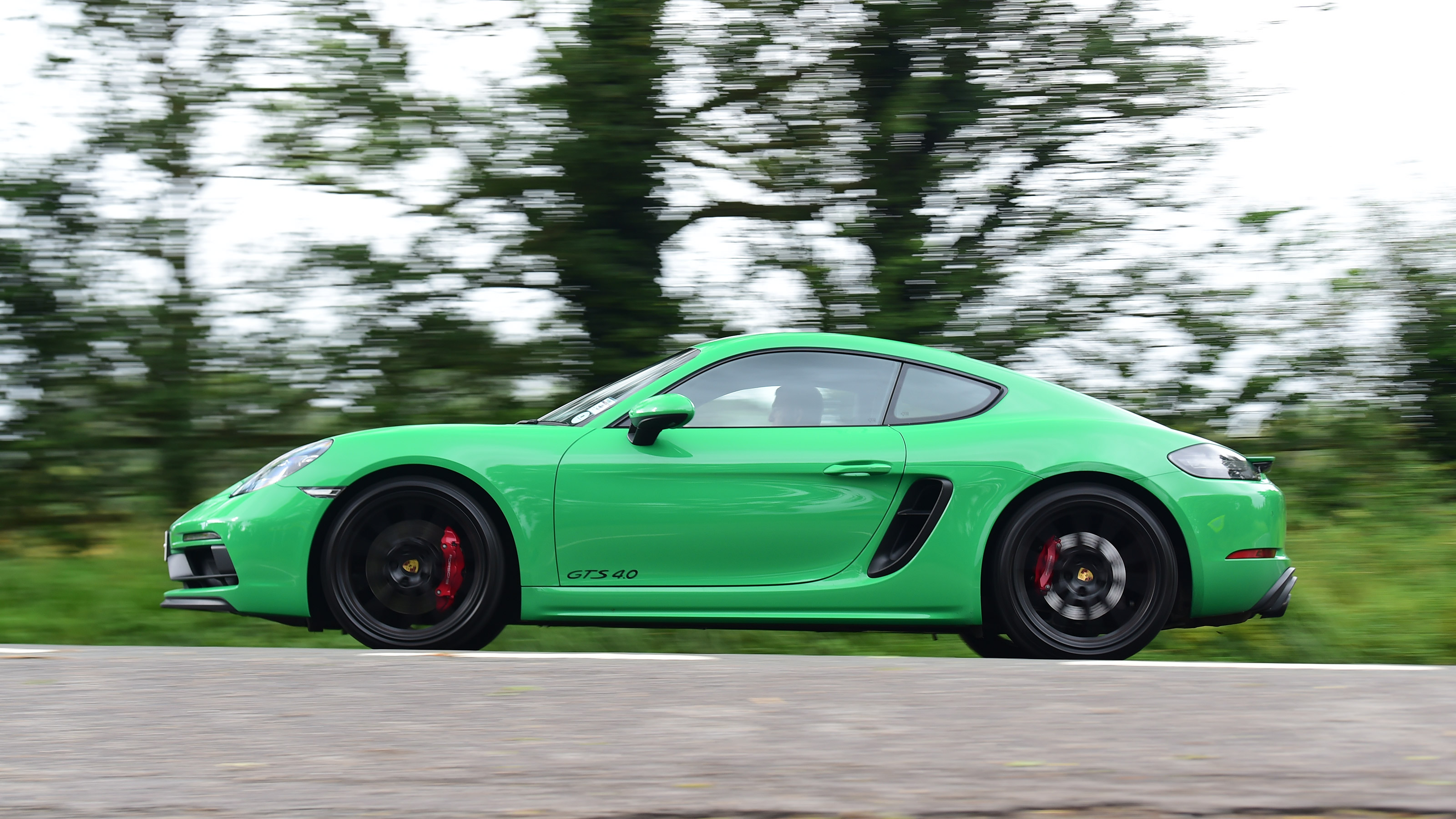Porsche 718 Cayman GTS 4.0: long-term test review - first report side