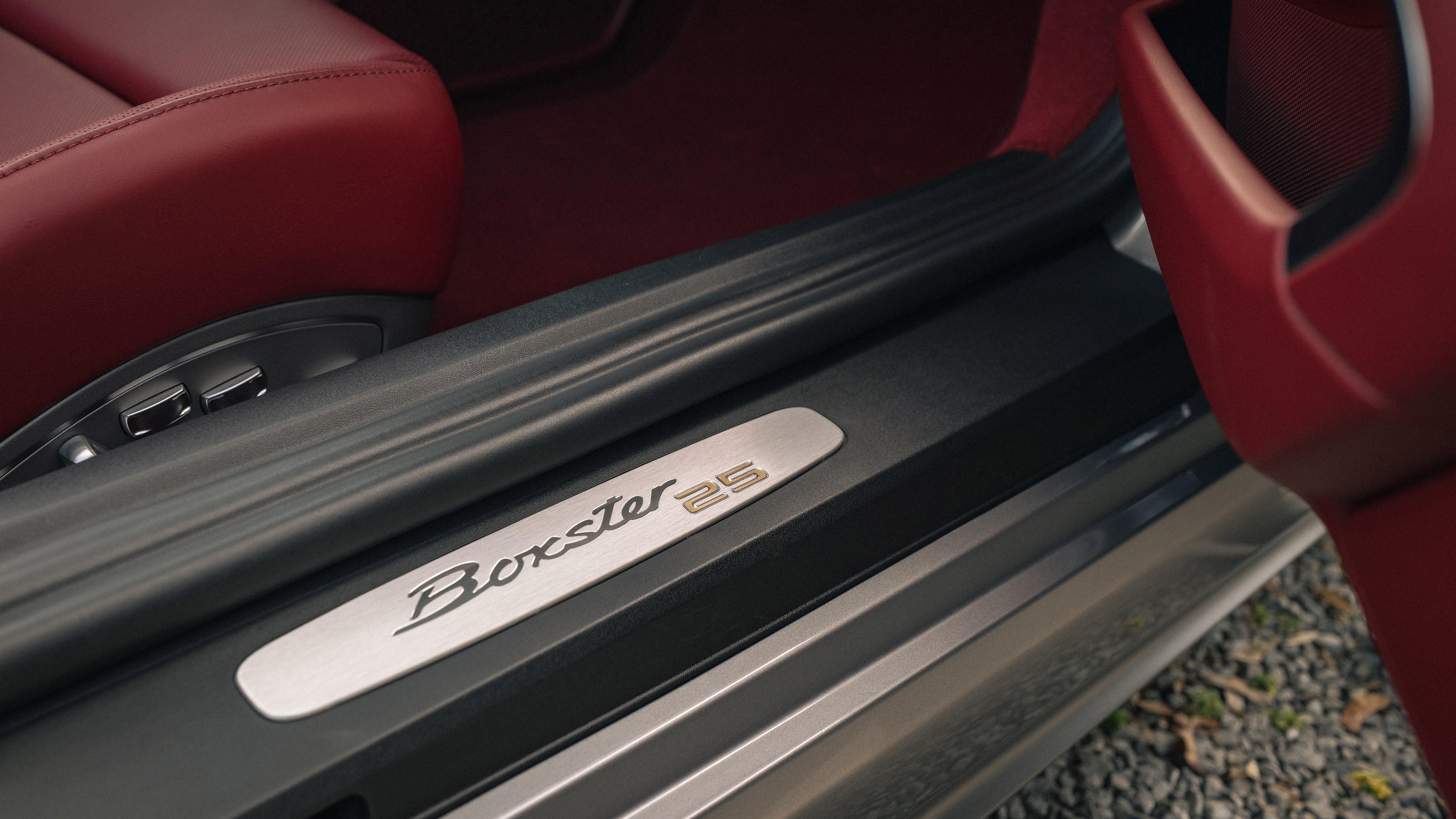 Porsche Boxster 25 Years - sill