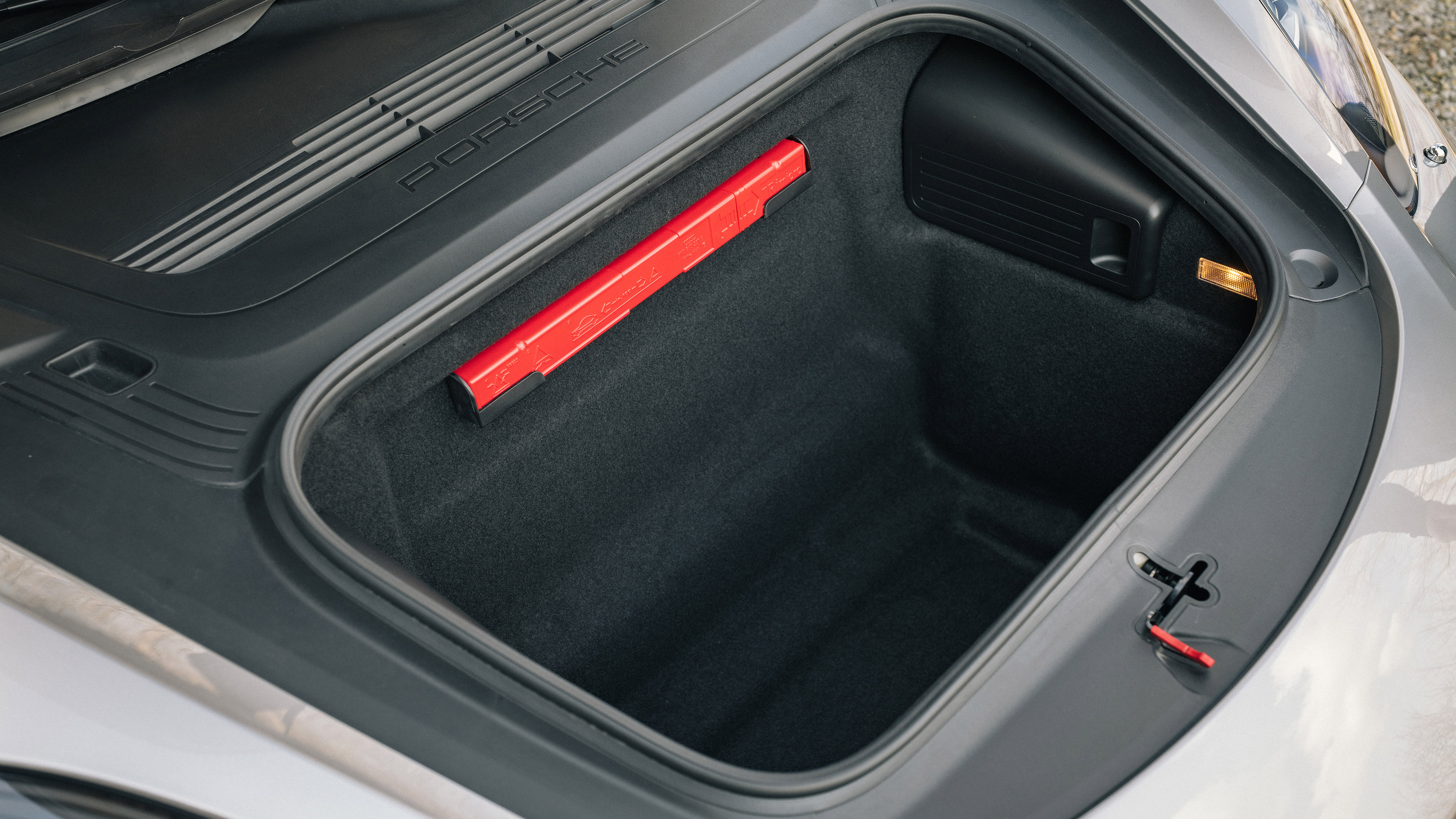 Porsche Boxster 25 Years - front boot