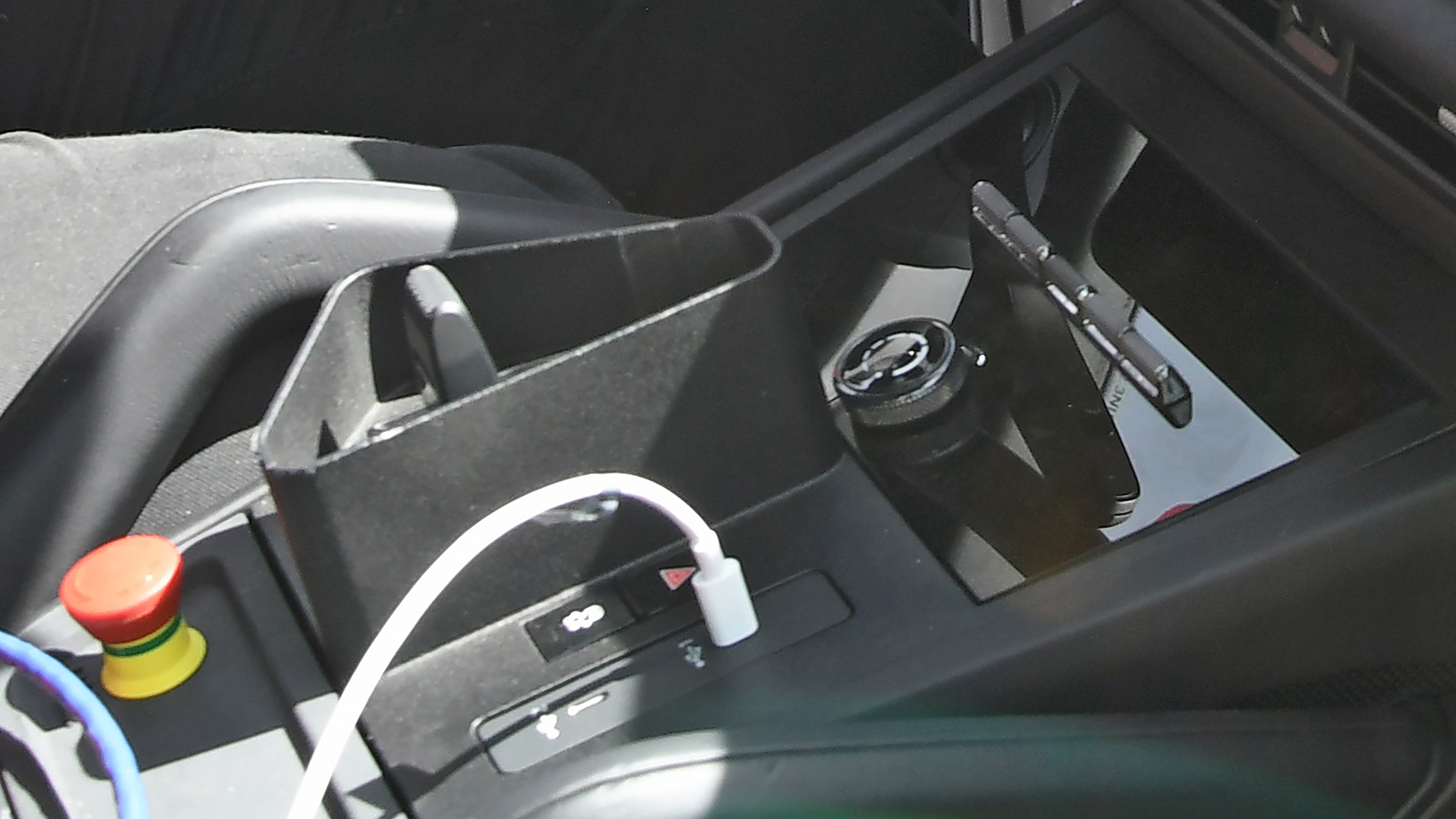 Porsche Cayenne Turbo S E-Hybrid - spyshot 8