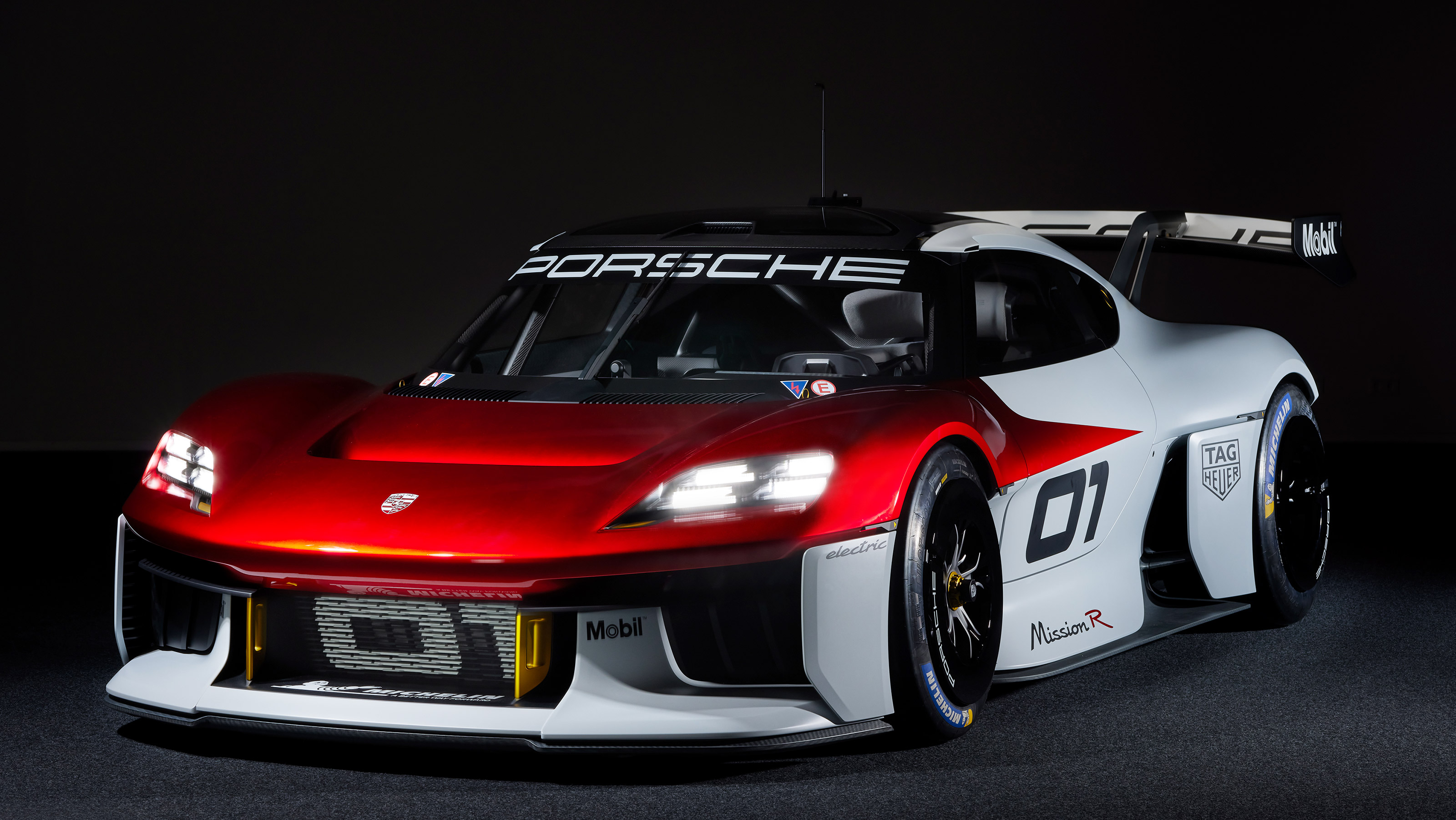 Porsche Mission R - front static