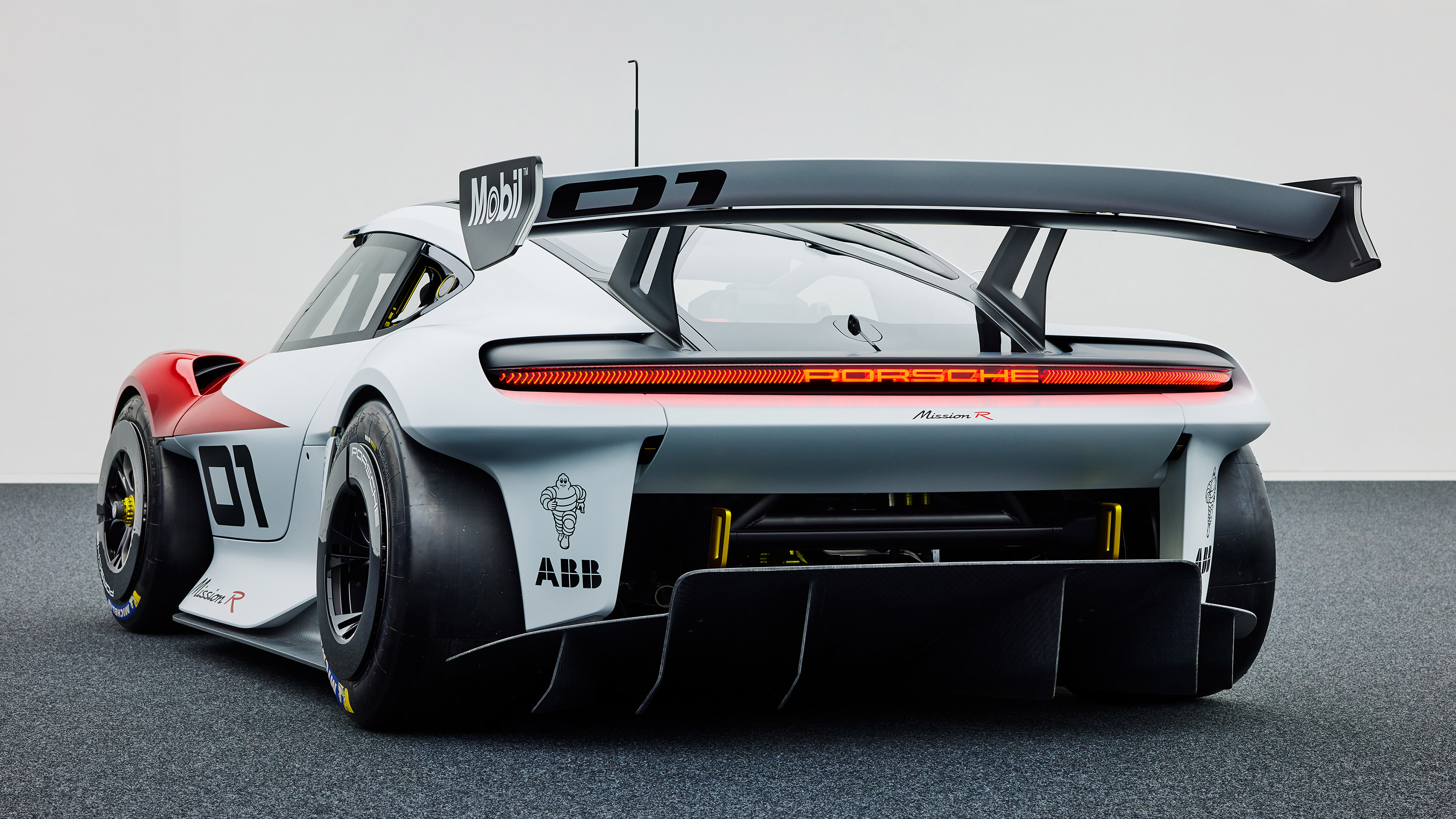 Porsche Mission R - rear