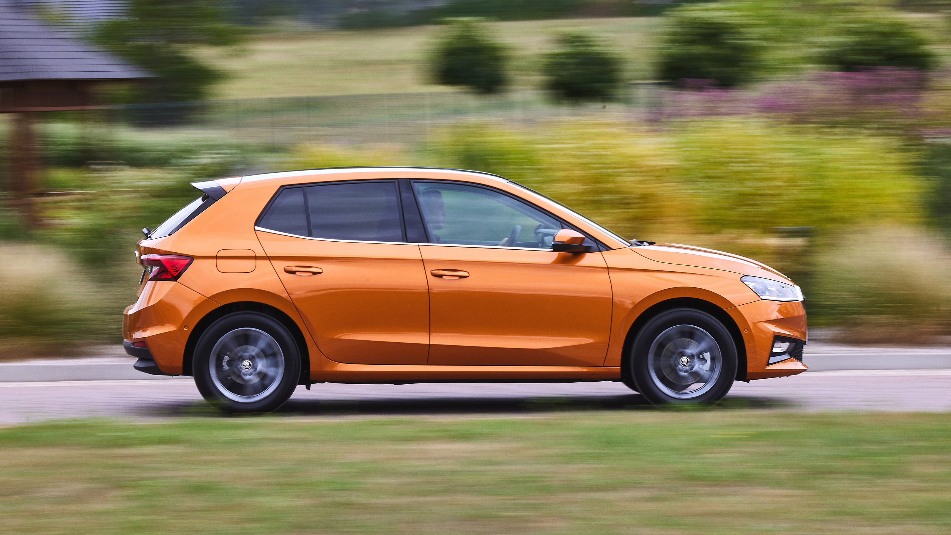 Skoda Fabia 2022 - side