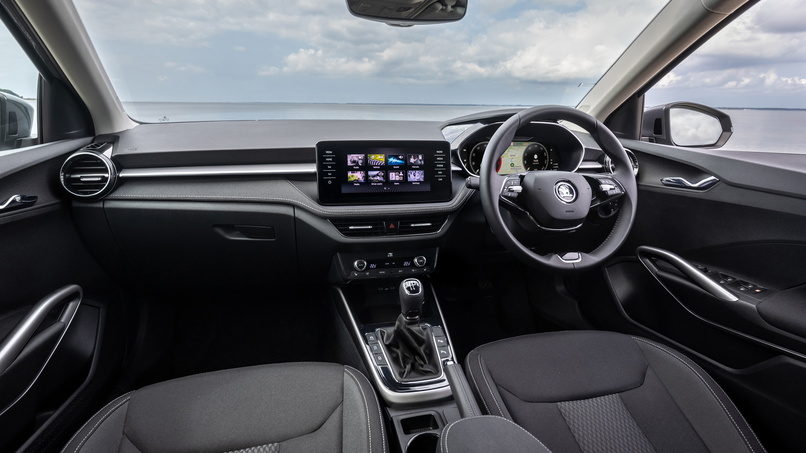 Skoda Fabia 2022 - interior