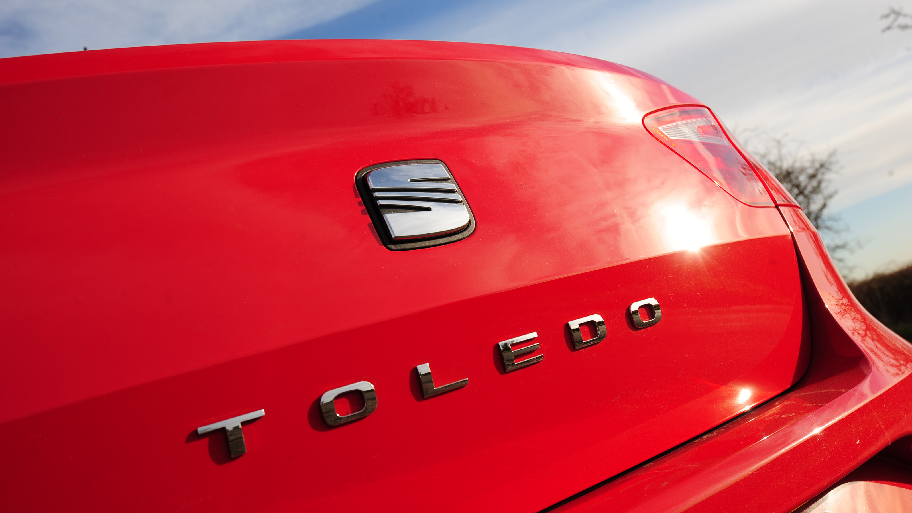 Used SEAT Toledo MK4 - rear badge
