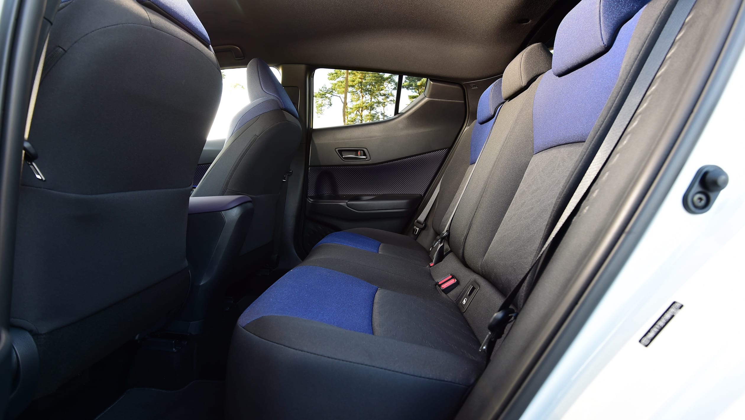 Used Toyota C-HR - rear seats